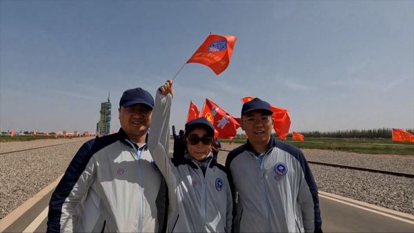 <br />
                                                Китай завершает подготовку к запуску космического корабля «Шэньчжоу-16»                                            